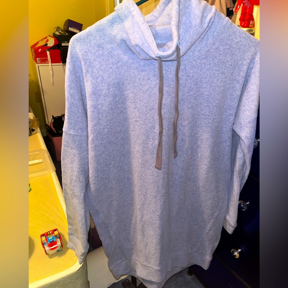 Women’s Cuddl Duds Fleece Sweatshirt - size small